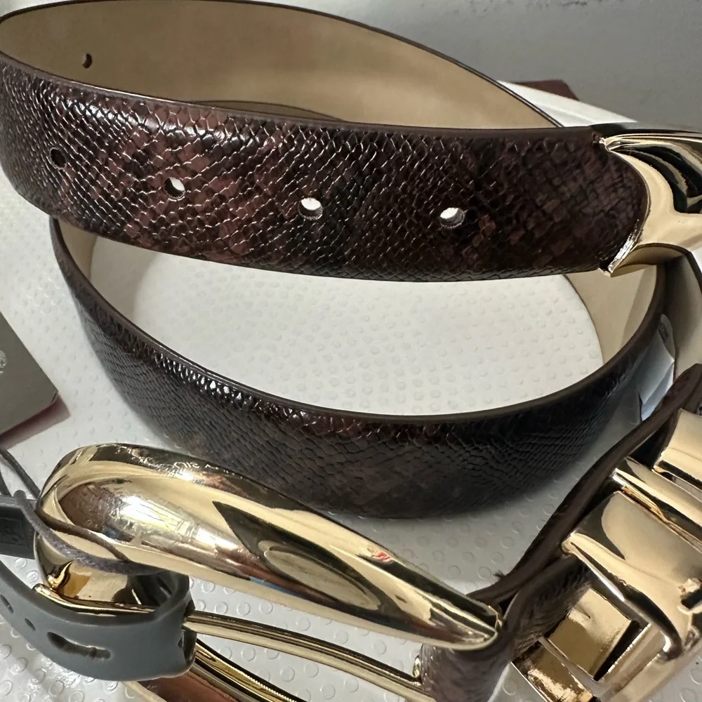 🆕Vince Camuto Belt